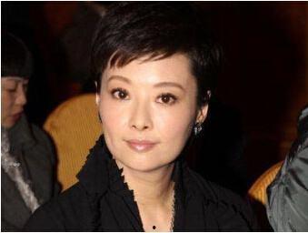 袁立爆料娱乐圈女明星,袁立揭露惊人内幕  第1张